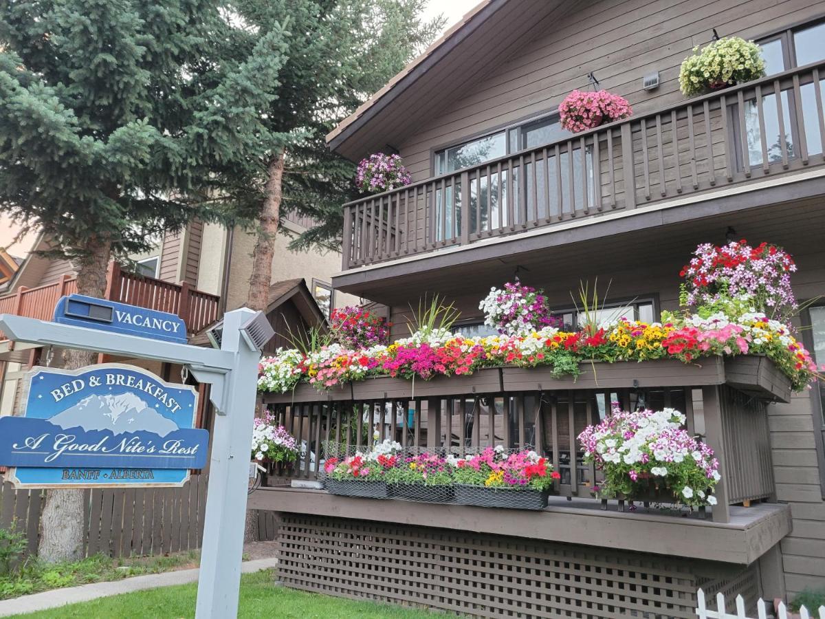 A Good Nite'S Rest Bed And Breakfast Banff Exteriér fotografie